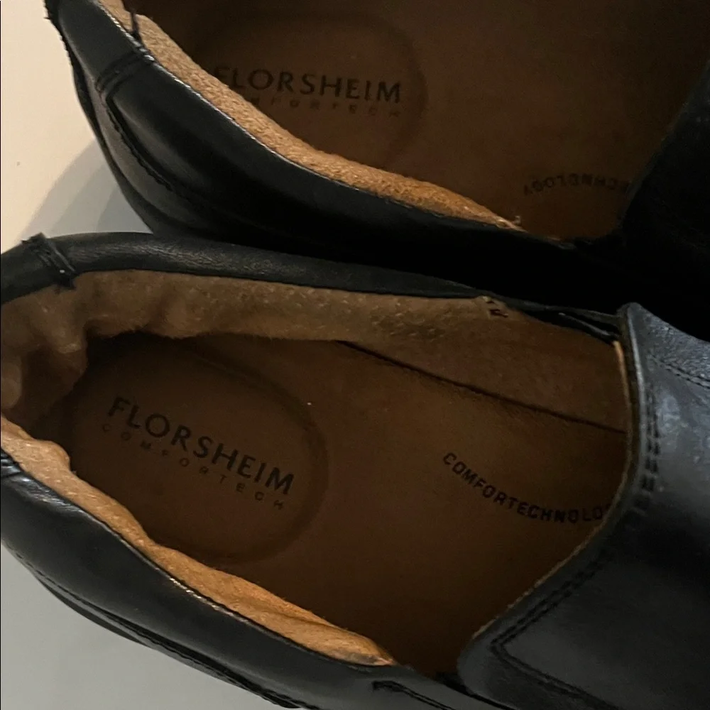 Florsheim Men's Black Slip-On Loafers Size 10.5 Design‎ for comfort. Like New.